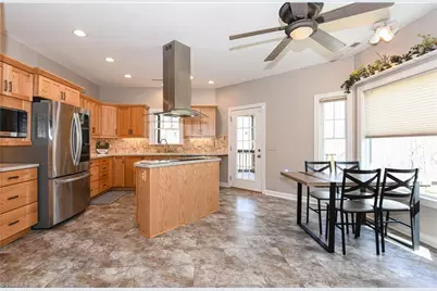 521 Dogwood Drive, Liberty, NC 27298 - Photo 4