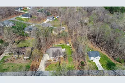 521 Dogwood Drive, Liberty, NC 27298 - Photo 32