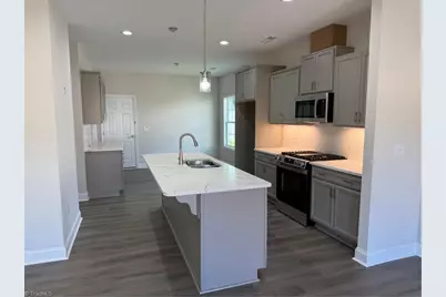 1628 Birtwick Park Street #88, Kernersville, NC 27284 - Photo 4