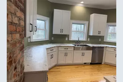 4421 Nc Highway 150, Browns Summit, NC 27214 - Photo 10