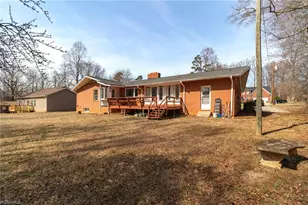 4220 Farlow Dr, Greensboro, NC 27406 - Photo 36