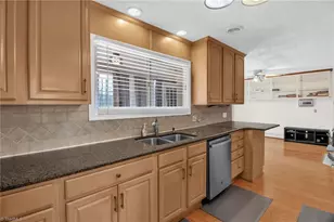 4220 Farlow Dr, Greensboro, NC 27406 - Photo 12