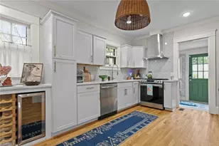 1606 End Pl W, Greensboro, NC 27403 - Photo 10