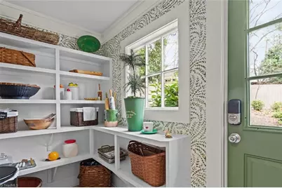 1606 End Place W, Greensboro, NC 27403 - Photo 14