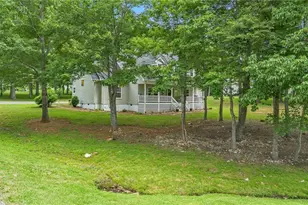 140 New Beginnings Dr, West Jefferson, NC 28694 - Photo 4