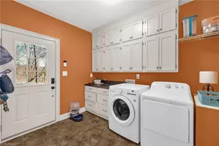 651 Highland Dr, Eden, NC 27288 - Photo 34