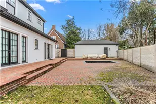 305 W Bessemer Ave, Greensboro, NC 27401 - Photo 46