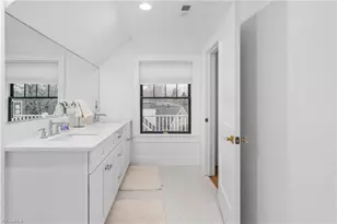 305 W Bessemer Ave, Greensboro, NC 27401 - Photo 38