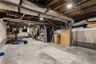 305 W Bessemer Ave, Greensboro, NC 27401 - Photo 42