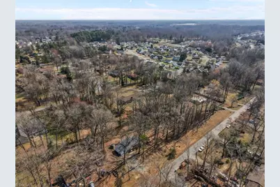 3818 Edgewood Terrace Road, Greensboro, NC 27406 - Photo 32