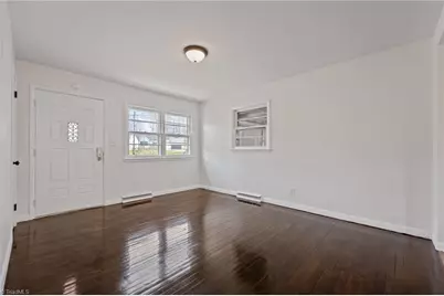 3818 Edgewood Terrace Road, Greensboro, NC 27406 - Photo 10
