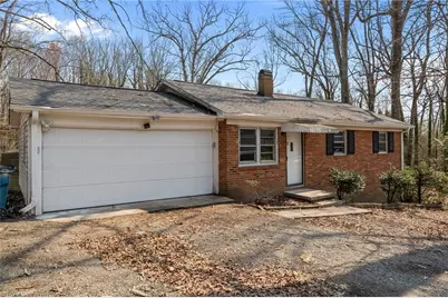 3818 Edgewood Terrace Road, Greensboro, NC 27406 - Photo 2