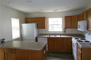 211 Malamute Ln, Greensboro, NC 27407 - Photo 6