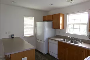 211 Malamute Ln, Greensboro, NC 27407 - Photo 4