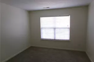 211 Malamute Ln, Greensboro, NC 27407 - Photo 16