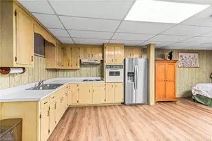 3519 Woodview Dr, High Point, NC 27265 - Photo 34