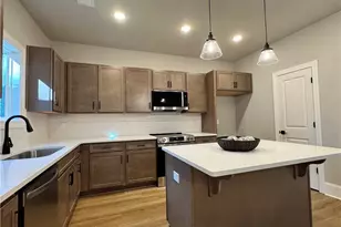 224 Longwood Dr, Winston-Salem, NC 27104 - Photo 6