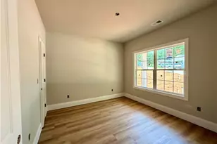 224 Longwood Dr, Winston-Salem, NC 27104 - Photo 4