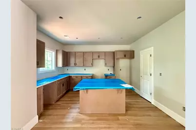 224 Longwood Drive, Winston-Salem, NC 27104 - Photo 2
