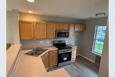 1118 Glory Vine Road, Whitsett, NC 27408 - Photo 2