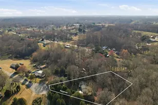 572 Fieldtop Dr, Winston-Salem, NC 27107 - Photo 40