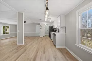 572 Fieldtop Dr, Winston-Salem, NC 27107 - Photo 14