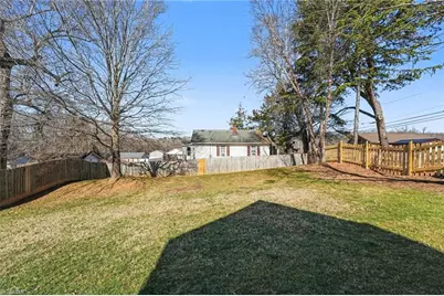 597 Lakeside Valley Drive, Winston-Salem, NC 27107 - Photo 24