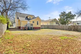 2002 Spring Garden St, Greensboro, NC 27403 - Photo 38