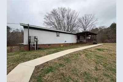 329 Graystone Road, Mount Airy, NC 27030 - Photo 2