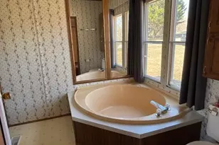 5530 Drake Rd, Greensboro, NC 27406 - Photo 16