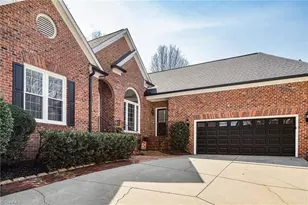 15 Cape May Point, Greensboro, NC 27455 - Photo 2