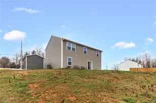 143 Hunt Rd, Lexington, NC 27292 - Photo 24