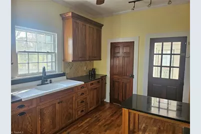 224 W Banner Avenue, Winston-Salem, NC 27127 - Photo 18