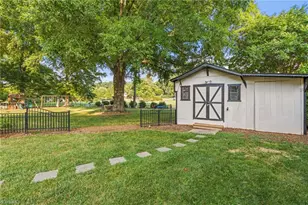 223 Ivy Cir, Advance, NC 27006 - Photo 42