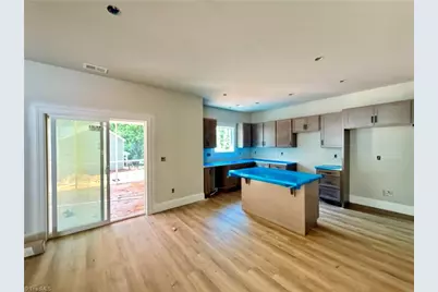 228 Longwood Drive, Winston-Salem, NC 27104 - Photo 2