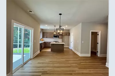 228 Longwood Drive, Winston-Salem, NC 27104 - Photo 20