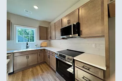 228 Longwood Drive, Winston-Salem, NC 27104 - Photo 6