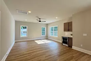 228 Longwood Dr, Winston-Salem, NC 27104 - Photo 8