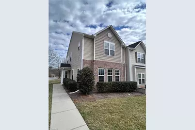 482 Sandybrooke Drive, High Point, NC 27265 - Photo 2