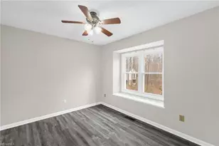 9 Dunnberry Ct, Greensboro, NC 27455 - Photo 20
