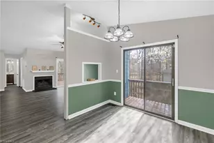 9 Dunnberry Ct, Greensboro, NC 27455 - Photo 12