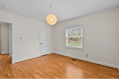 1216 Pamlico Drive, Greensboro, NC 27408 - Photo 18