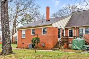 1216 Pamlico Dr, Greensboro, NC 27408 - Photo 28