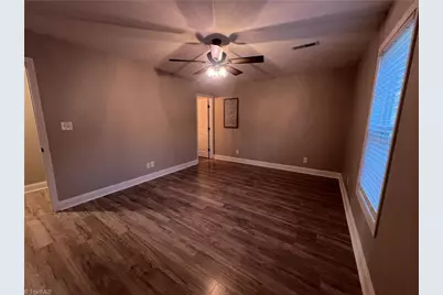 555 Lake Drive 9, Lexington, NC 27292 - Photo 10