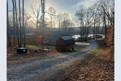 555 Lake Drive 9, Lexington, NC 27292 - Photo 4