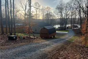 555 Lake Drive 9, Lexington, NC 27292 - Photo 4