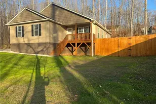 555 Lake Drive 9, Lexington, NC 27292 - Photo 1