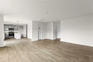 310 Beresford Wy, Greensboro, NC 27405 - Photo 8