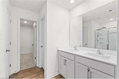 310 Beresford Way, Greensboro, NC 27405 - Photo 18
