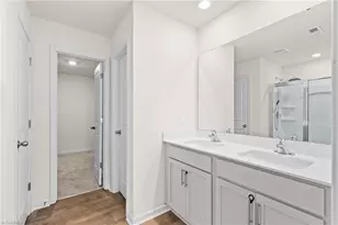 310 Beresford Wy, Greensboro, NC 27405 - Photo 18